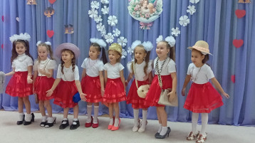 КАФЕ "СКАЗКА" ДЛЯ НАШИХ МАМ КАФЕ "СКАЗКА" ДЛЯ НАШИХ МАМ.
